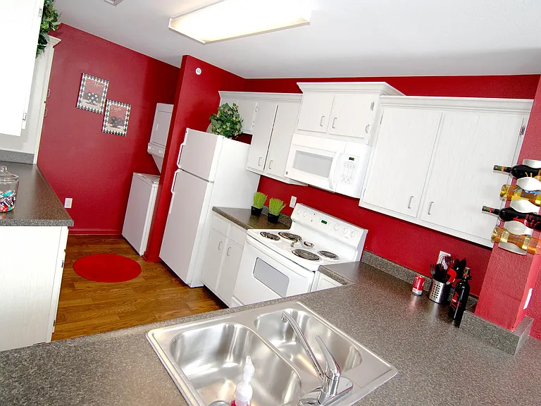 College Towne Apartments — Photo 31