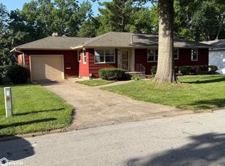 1206 E Valley St, Red Oak, IA 51566