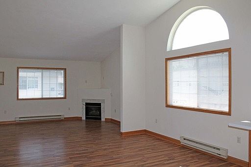 3rd image of 3504 Midvale Dr APT 2