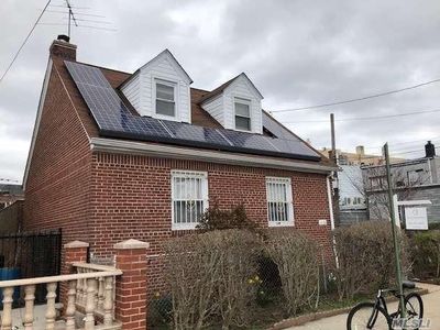 94-55 221st St, Queens Village, NY, 11428