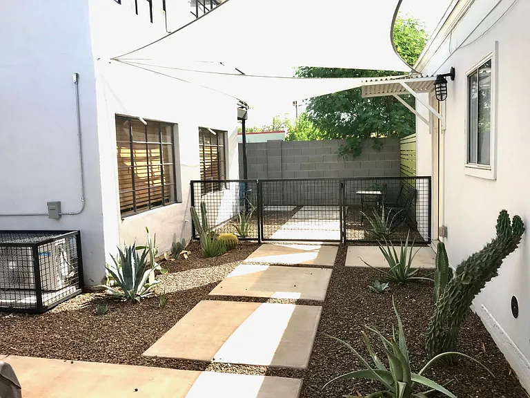 1530 1/2 E Diamond St #3 — Photo 12