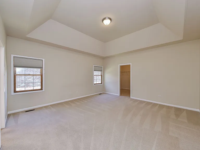 4N382 Mark Twain St — Photo 8