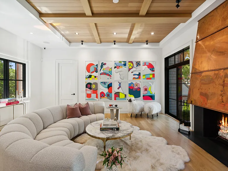 27 Grand St — Photo 8