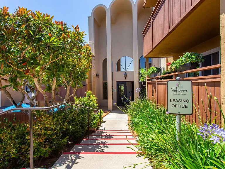 Volterra Apartments — Photo 43