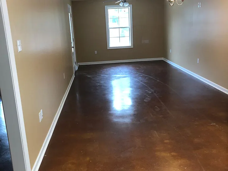 810 Saint Louis St — Photo 4