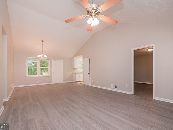 2nd image of 1003 Salisbury Trl