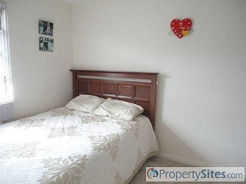 5th image of 8198 Langdale St