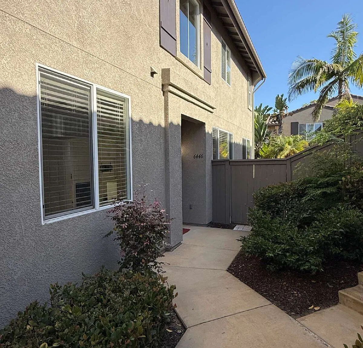 3 bed, 3.0 bath, 1604 sqft, $4,500 — Photo 2