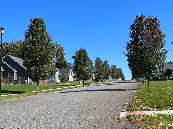 LOT 82 Turning Leaf Rd, Ludlow, MA 01056