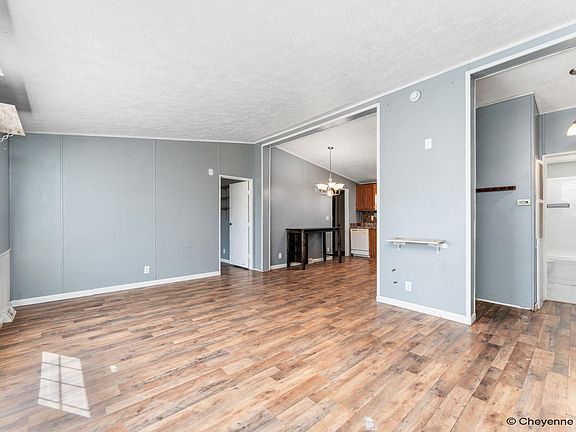 4th image of 809 Sunridge Dr