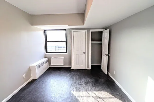 Rented by Bruma Realty LLC | media 14