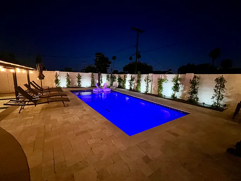8201 E Mitchell Dr — Photo 32