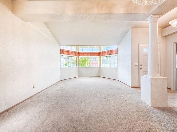 3rd image of 1517 Mallory Place