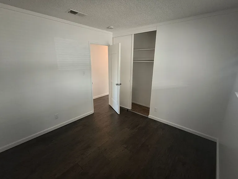 2275 Cypress Ave — Photo 28