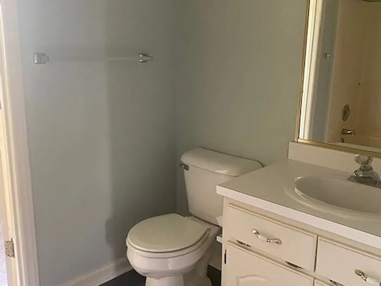 105 Labonte Dr — Photo 17