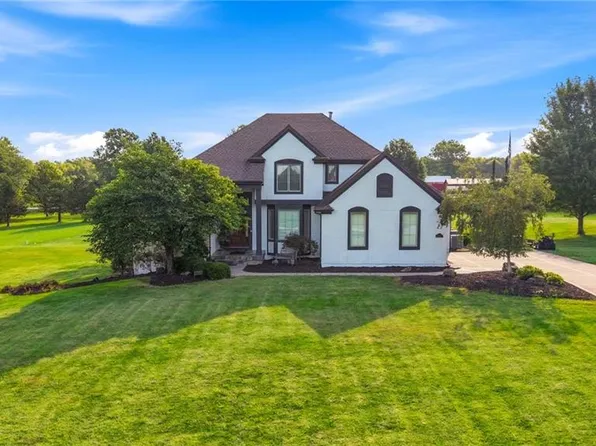 17317 S Wheatland Dr, Belton, MO 64012
