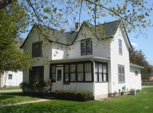 110 N Maple St, North Freedom, WI 53951