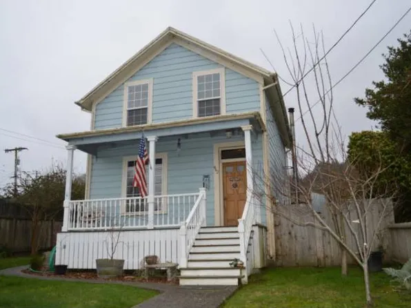462 Eugene St, Ferndale, CA 95536