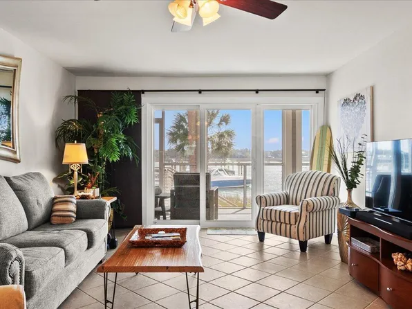 76 W Mariners Cay Dr, Charleston, SC 29412