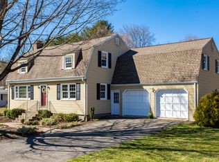 12 Parkview Dr, Avon, CT 06001