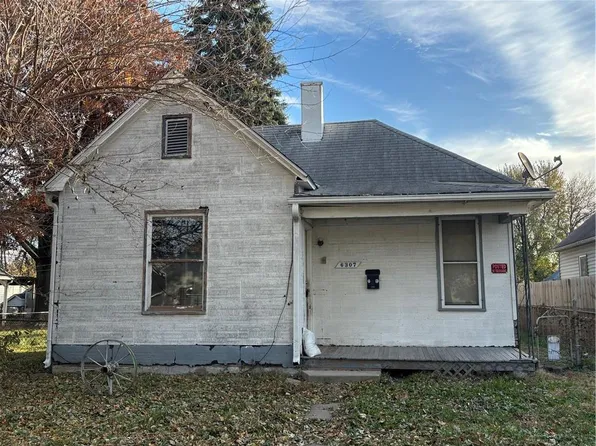 6307 Sherman St, Saint Joseph, MO 64504