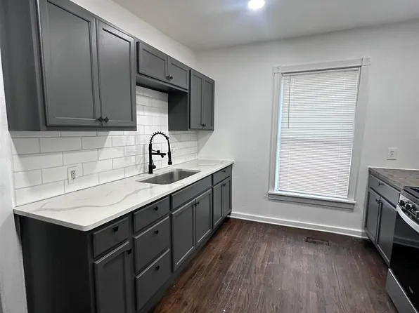 3304 Davenport St, Omaha, NE 68131