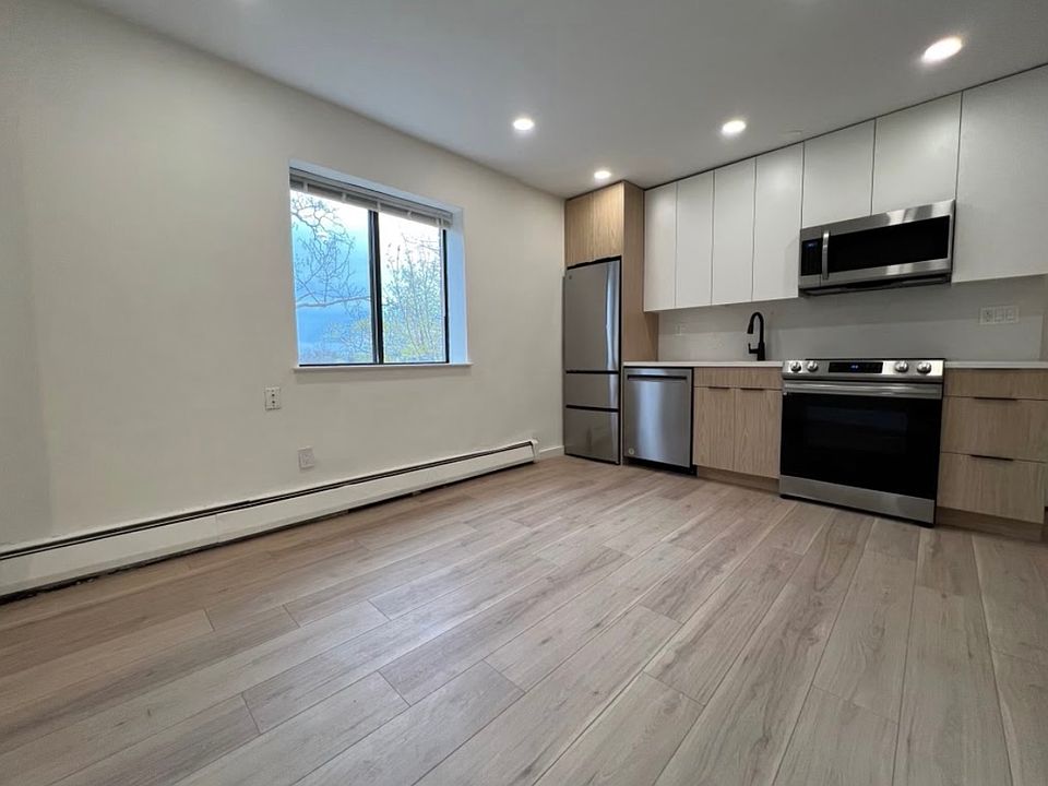 1st image of 20 Parker Hill Ave #6