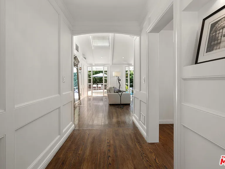 2761 Hutton Dr — Photo 6