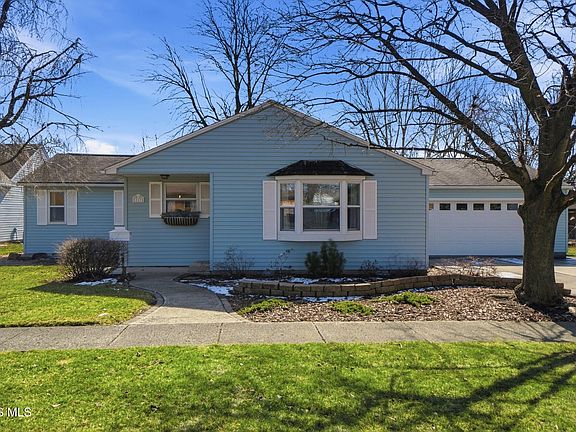 2nd image of 217 Prentiss Ave