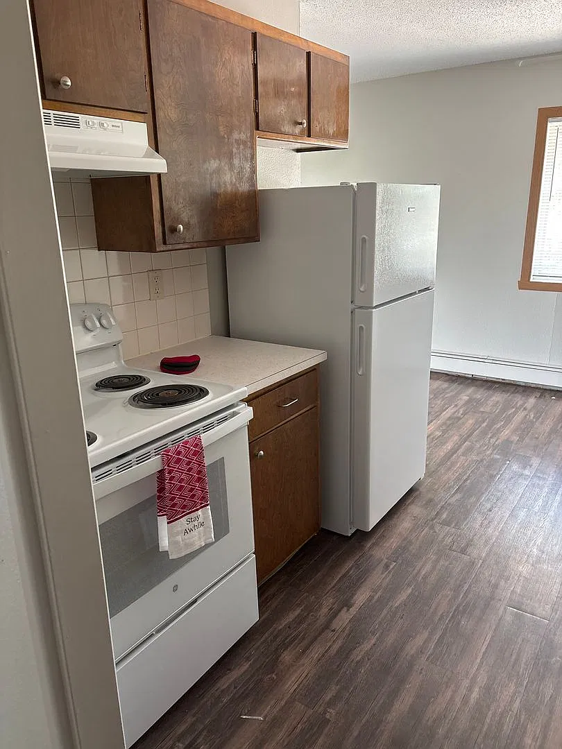 Westview Apartments — Photo 2
