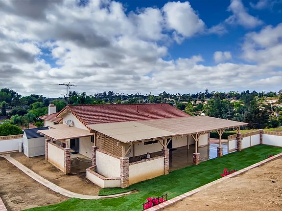 4th image of 1141 Lita Ln