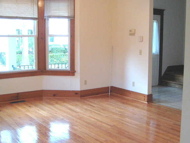 101 Harvard St — Photo 5