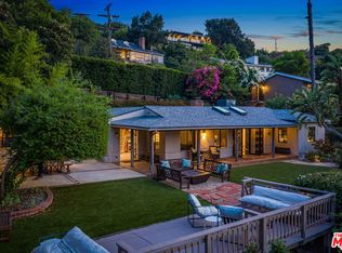 11453 Laurelcrest Dr, Studio City, CA 91604