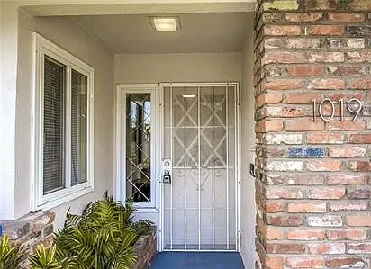 1019 E Walnut Ave — Photo 7