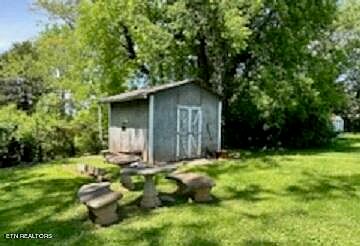 4th image of 109 Park Dr