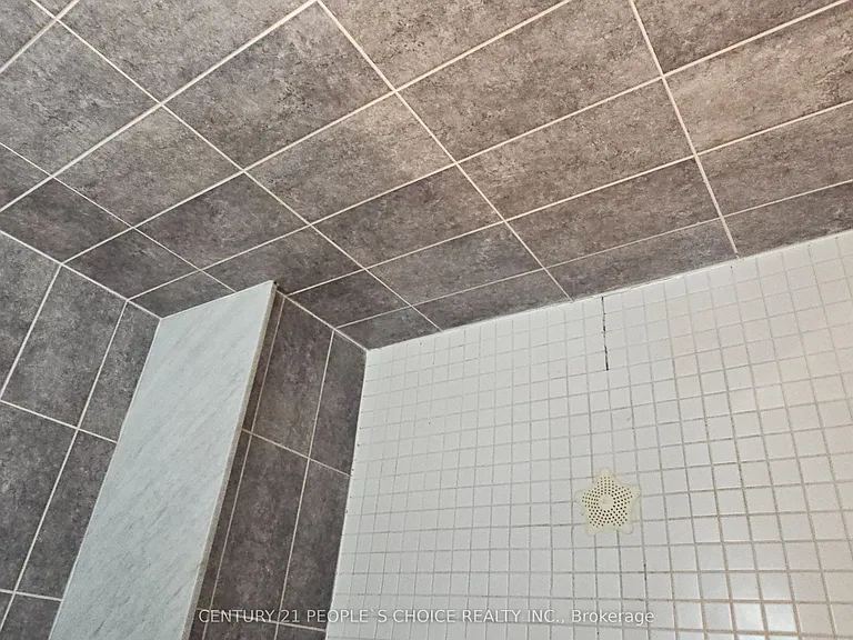 32 Meadowcreek Rd — Photo 20
