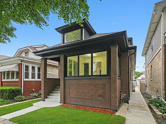 3rd image of 1321 S Highland Ave