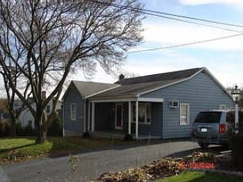 1st image of 2320 Northwood Ave