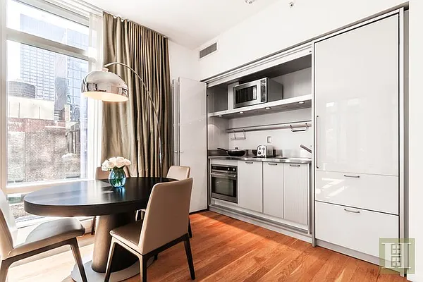 Rented by Halstead Real Estate | media 28