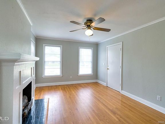 5th image of 103 E Elmwood St