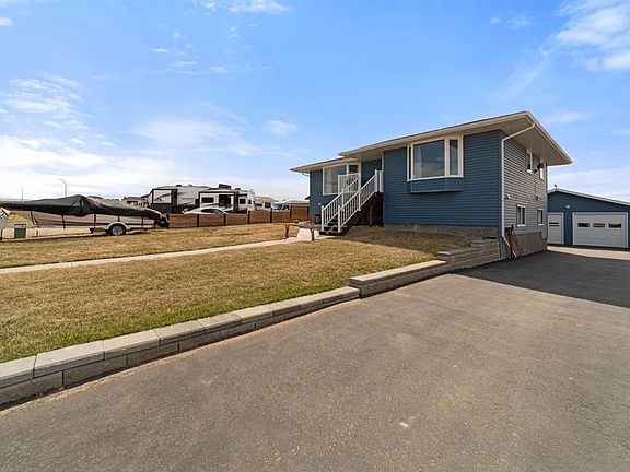 3rd image of 20 N Marina View Rural Stettler #6