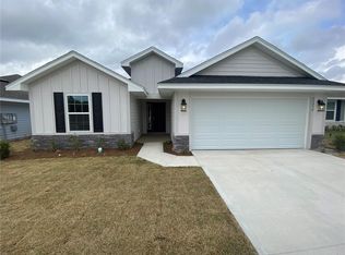 25050 SW 24th Pl, Newberry, FL 32669