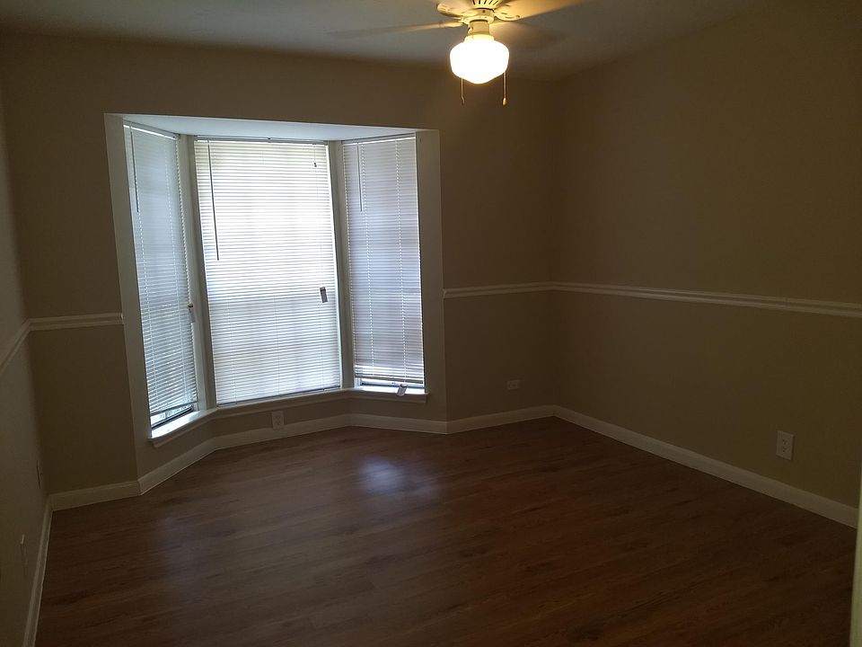 1st image of 11222 Angelique Dr