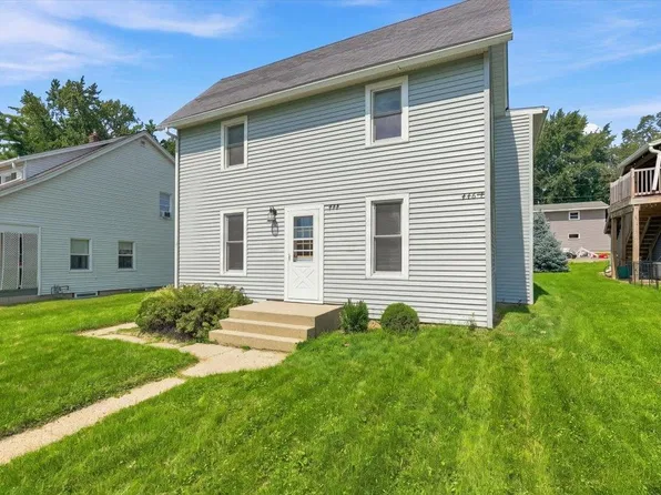 444-446 E Holum St, Deforest, WI 53532