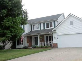 2062 Lexington Rd, Perrysburg, OH 43551