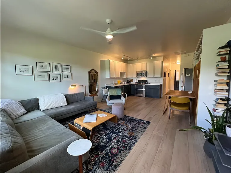 708 Lakeside Dr #708 — Photo 1