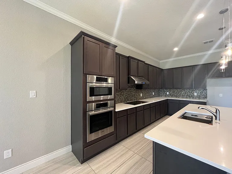 4815 Viewcrest Rd — Photo 20