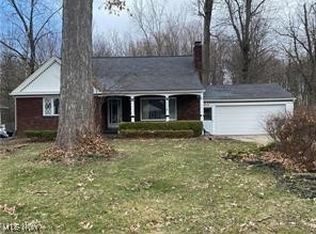 726 Orlo Ln, Youngstown, OH