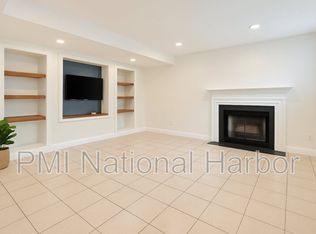 702 Leeward Ct, Fort Washington, MD 20744