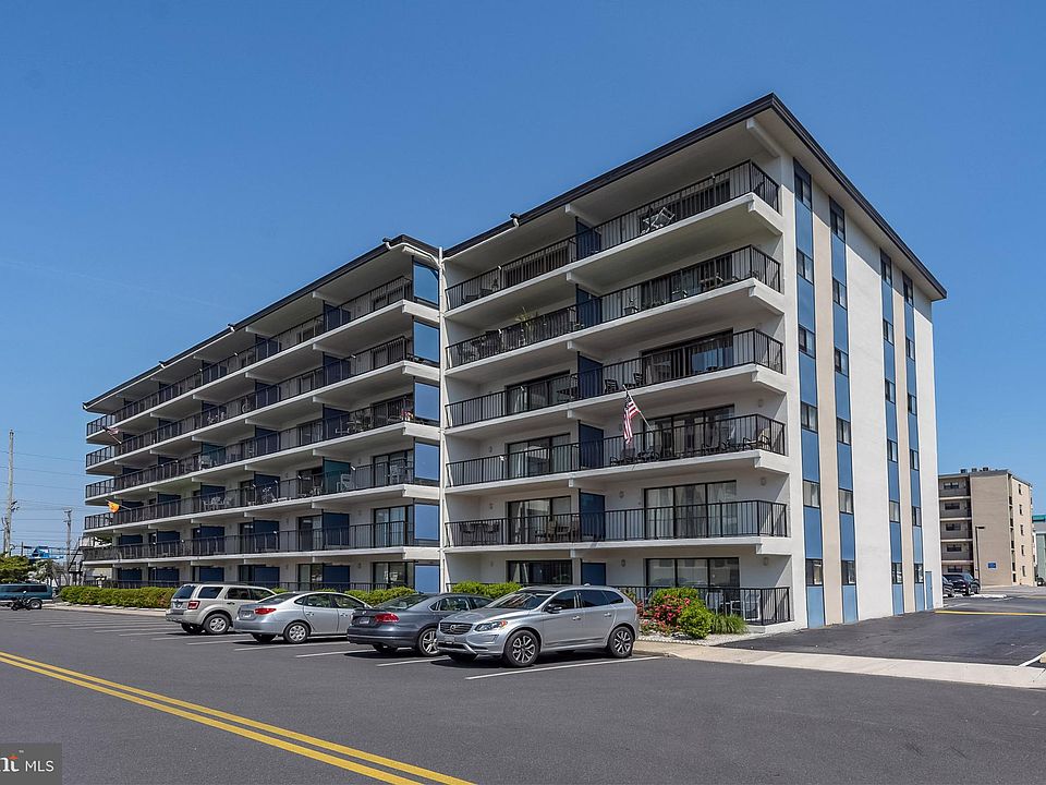 1st image of 10 135th St Unit 204